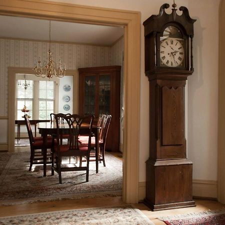 Colonial Capital B&B Вильямсбург Экстерьер фото